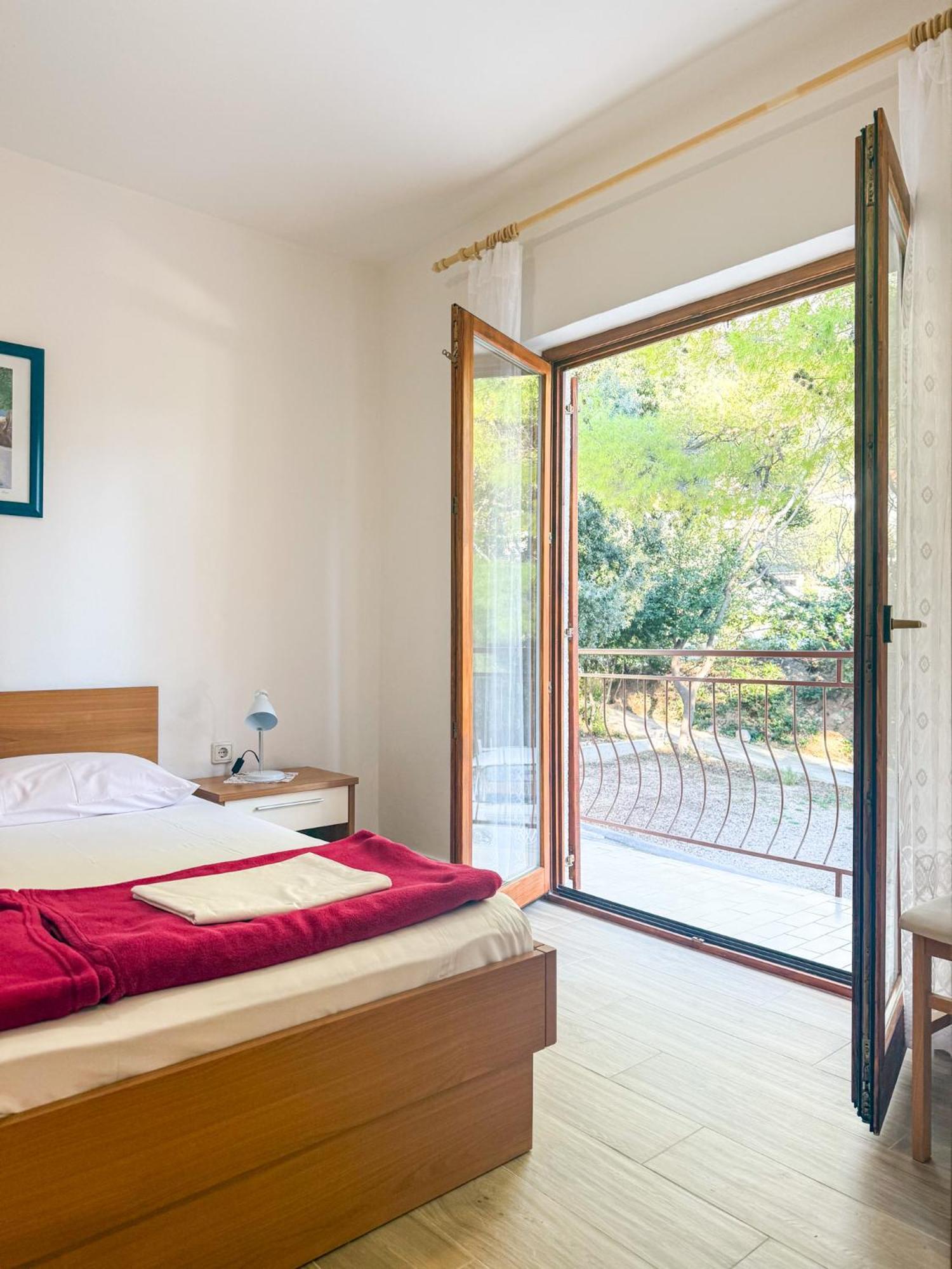 Niko Apartments 德尔韦尼克 外观 照片